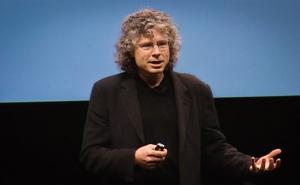 TED Steven Pinker 在白板上写下论题